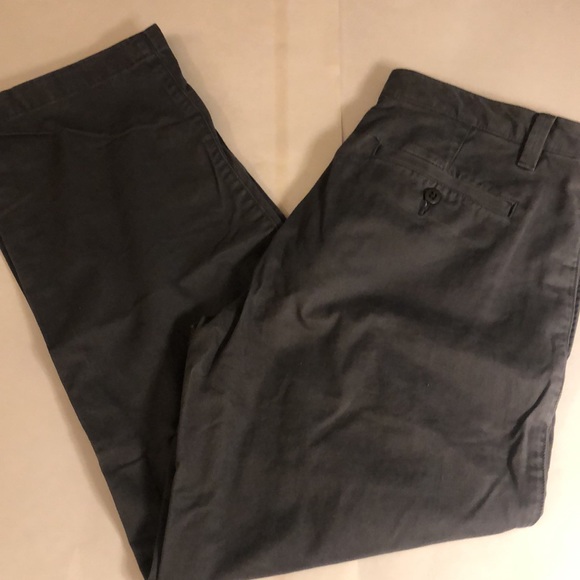 NWT Lands End Canvas Men’s Plain Front Straight Fit Steel Gray Chinos - 34 x 30 - Picture 3 of 15